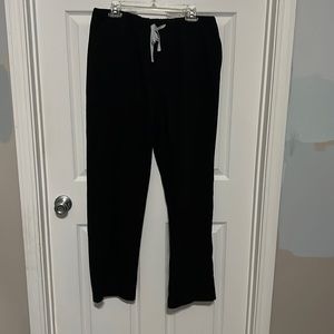 COPY - FIGS _ Pisco™ Basic Black Scrub Pants Size Large